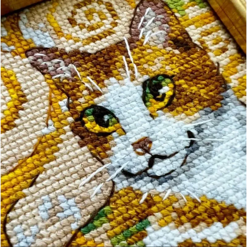 Cross Stitch Kit "Golden Cat" 15x18 cm SR2319