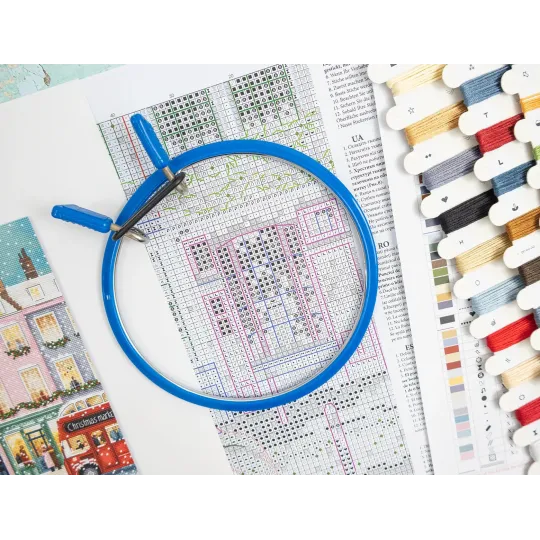 Cross stitch kit "London Winter" 19x27 cm SLETIL9983