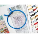 Cross stitch kit "London Winter" 19x27 cm SLETIL9983