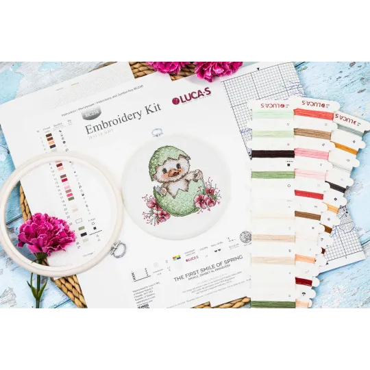 Cross Stitch Kit "First Smile of Spring" 10 x 10 cm SBC238
