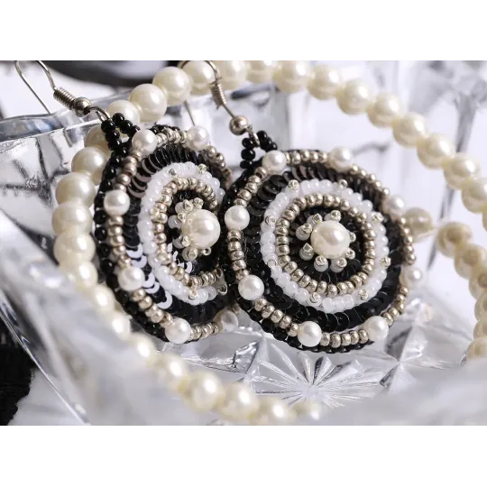 Mini Bead embroidery kit KLART "Round earrings with a black and white pattern" 3.5 x 4 cm KL10-503