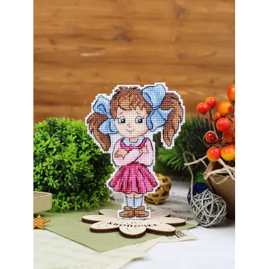Cross stitch kit "Cute girl, with a stand" SR-1307