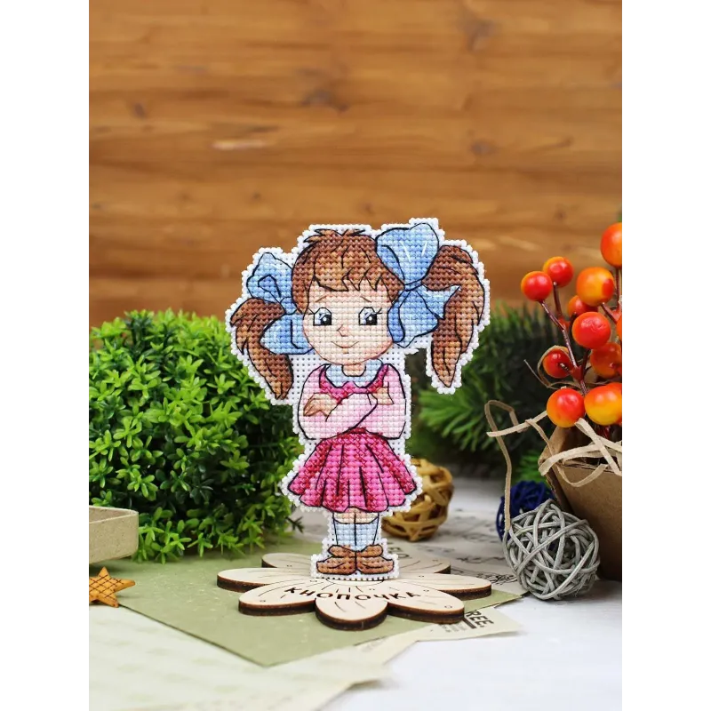 Siuvinėjimo kryželiu rinkinys "Miela mergaitė" 12x9 cm SR-1307