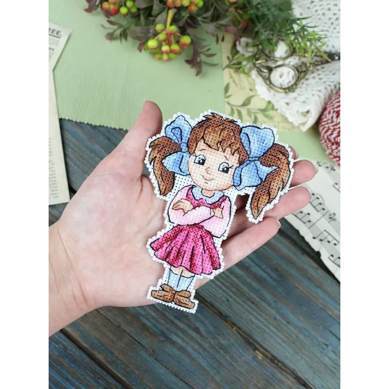 Siuvinėjimo kryželiu rinkinys "Miela mergaitė" 12x9 cm SR-1307