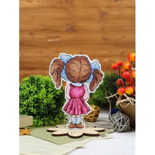 Cross stitch kit "Cute girl" 12x9 cm SR-1307