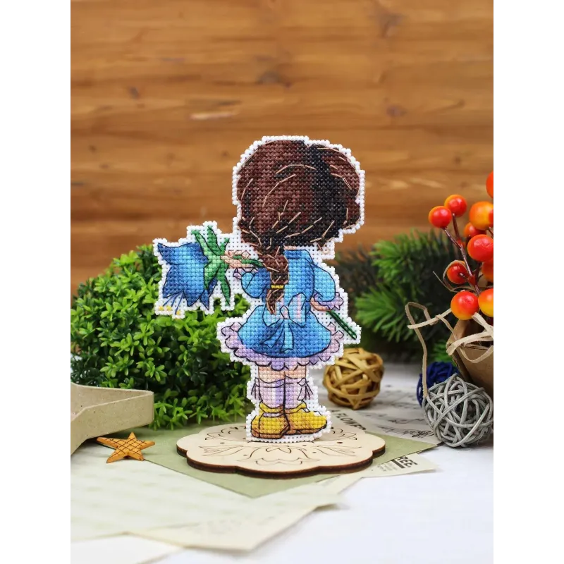 Cross stitch kit "Blue-eyed girl" 13 x 9 cm SR-1301