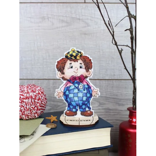Cross stitch kit "Chess player, with a stand" SR-1197