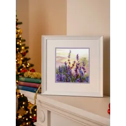 Siuvinėjimo kryželiu rinkinys "Žydinti levanda" 20*20 cm SNV-996