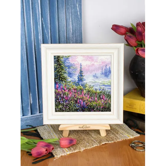 Cross stitch kit "Foggy morning" 16x16 cm SNV-976