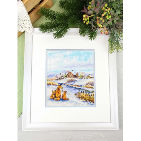Cross stitch kit "Red family" SNV-933