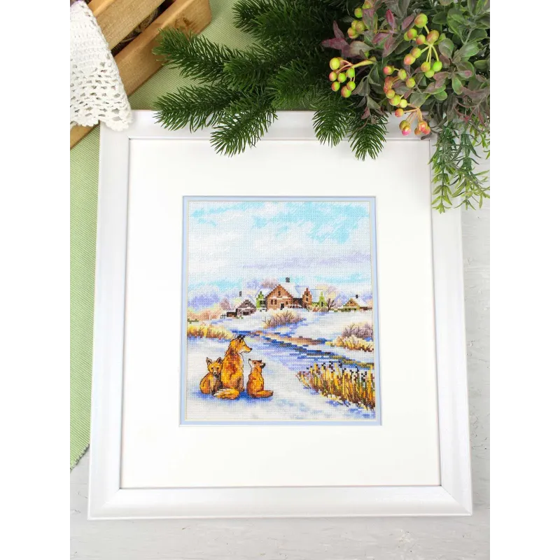 Kryželiu siuvinėjimo rinkinys "Raudona šeima" 20x16 cm SNV-933