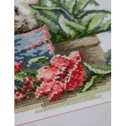 Siuvinėjimo kryželiu rinkinys "Žydintis triušis" 20x20 cm SRA1030