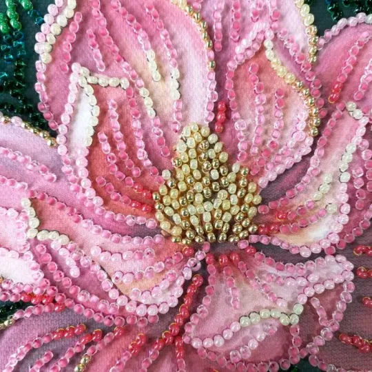 Mini Bead embroidery kit -Petal Kiss AAM-267