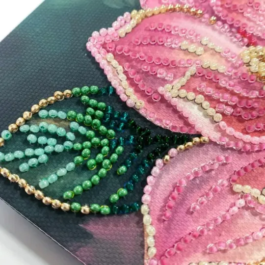Mini Bead embroidery kit -Petal Kiss AAM-267