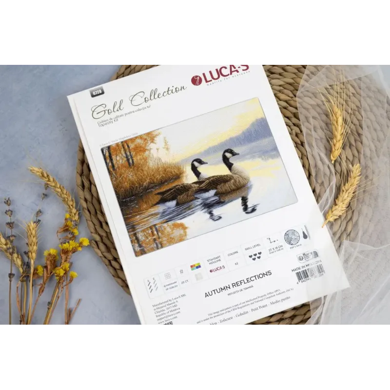 Cross Stitch Kit "Rudens atspindžiai" 27 x 18 cm SB728