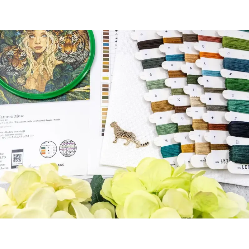 Cross stitch kit "Nature's Muse" 23×29 cm SLETIL9974