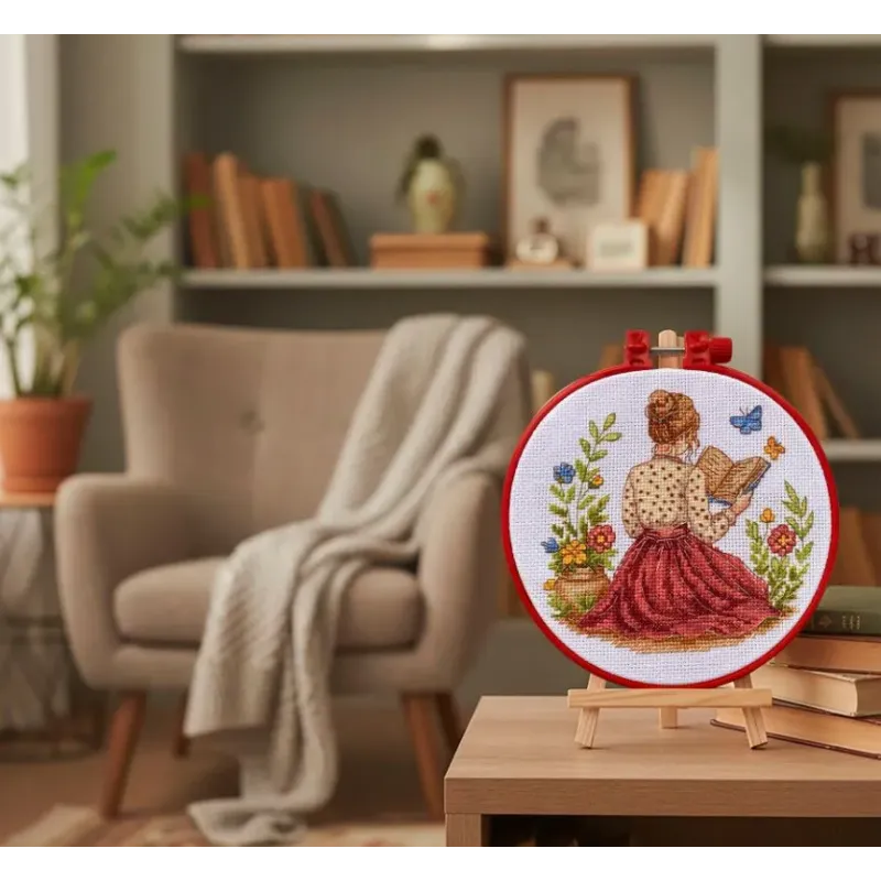 Cross stitch kit "Unfinished story" 15 х 15 cm AAHM-092