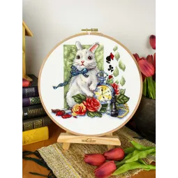 Cross stitch kit "Time of miracles" 20x20 cm SNV-975
