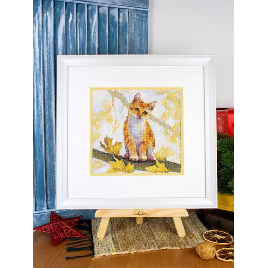 Cross stitch kit "Fluffy ginger cat" 19x19 cm SNV-908