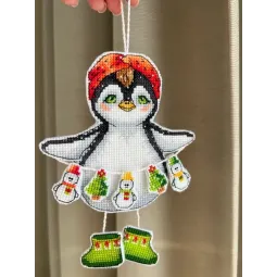 Kryželiu siuvinėjimo rinkinys "Pingvinas su girlianda" 11 х 14,5 cm SANP-70