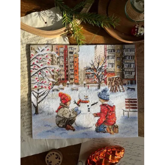 Siuvinėjimo kryželiu rinkinys "Vaikystės kiemas" 23 x 20 cm SAND-47