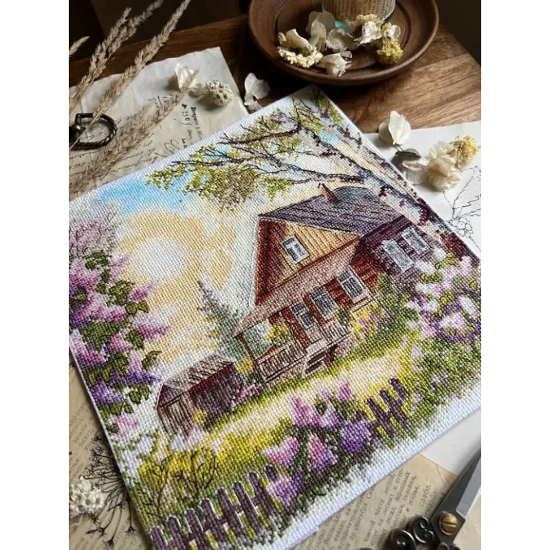 Siuvinėjimo kryželiu rinkinys "Violetų kvapas" 21,5 x 22,5 cm SANA-12