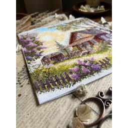 Siuvinėjimo kryželiu rinkinys "Violetų kvapas" 21,5 x 22,5 cm SANA-12