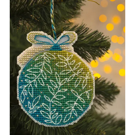 Cross stitch kit "Christmas tree decoration. Green ball" S1694