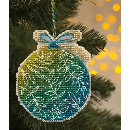 Cross stitch kit "Christmas tree decoration. Green ball" S1694