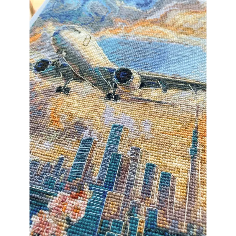 Kryželiu siuvinėjimo rinkiniai "Virš dangaus" 17x23 cm AAH-308