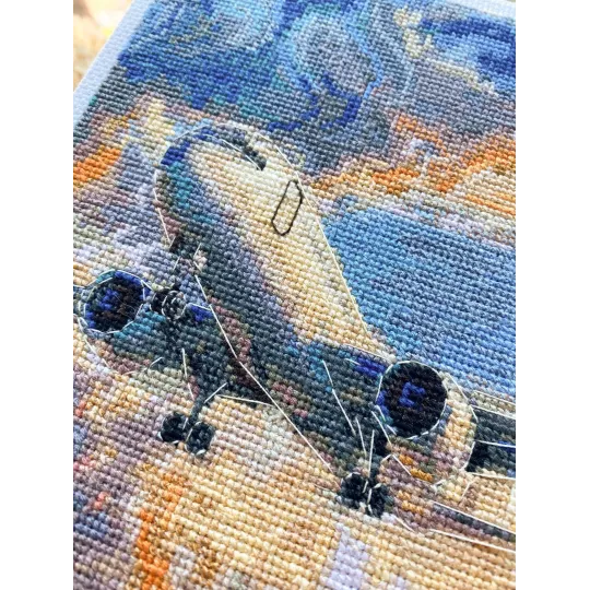 Kryželiu siuvinėjimo rinkiniai "Virš dangaus" 17x23 cm AAH-308