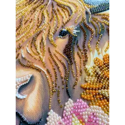 Main Bead Embroidery Kit "Highland Belle" 26x39 cm AAB-965