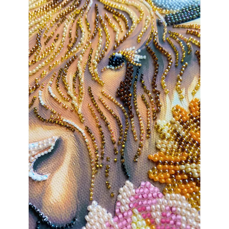 Main Bead Embroidery Kit -Highland Belle AAB-965