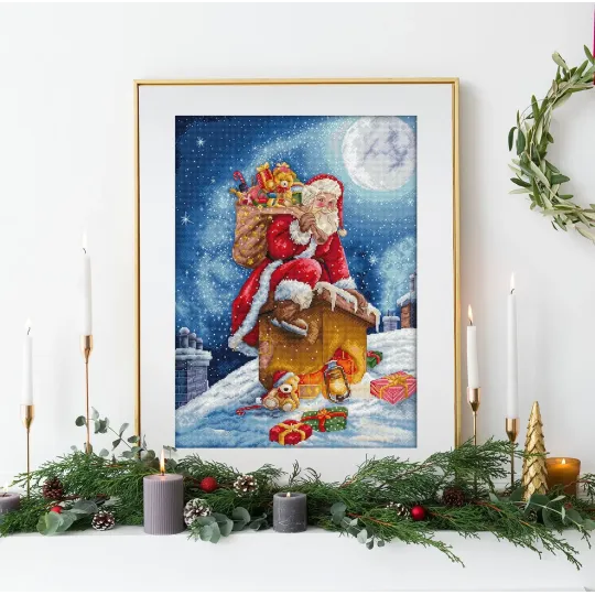Cross stitch kit "Santa’s Secret Stop" 29x40 cm SLETIL9964