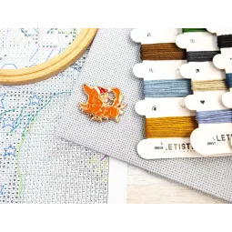 Cross stitch kit "Santa’s Secret Stop" 29x40 cm SLETIL9964