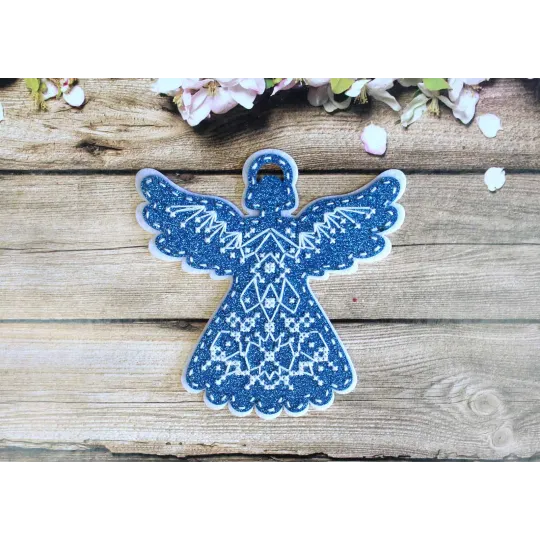 Kryželių siuvinėjimo rinkinys "Svorio neturintis angelas" 11x11 cm ST-1000