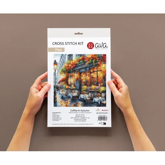 Café en Automne - Kit de Point de Croix AVA-P051