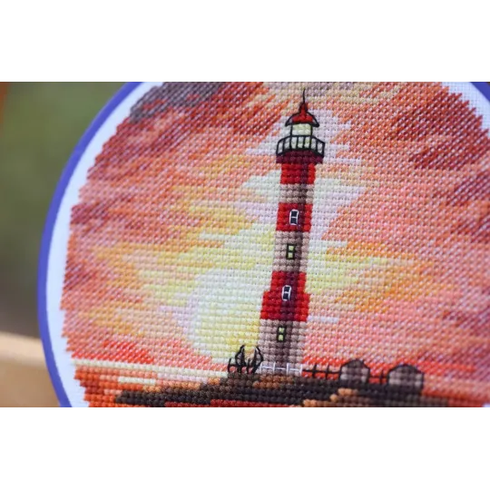 Cross stitch kit "Lighthouse at sunset" 11x11 cm S/M023