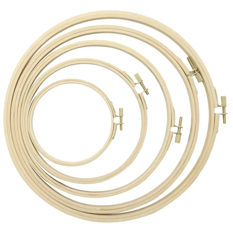 Cercle à broder en bambou 22cm AH220