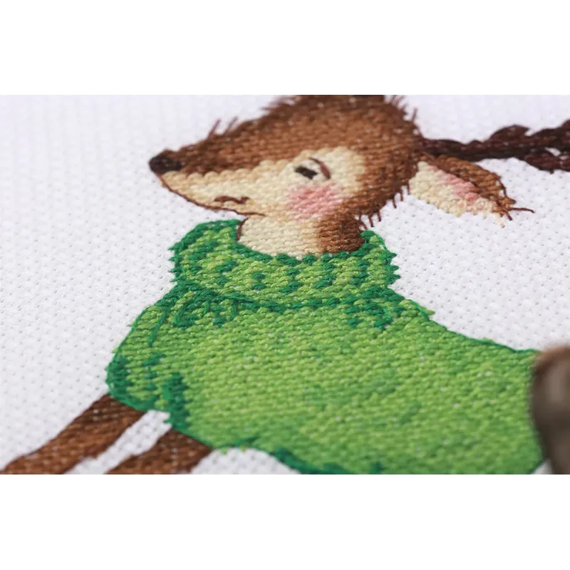 Kit de point de croix KLART "Faon en pull" KL8-464