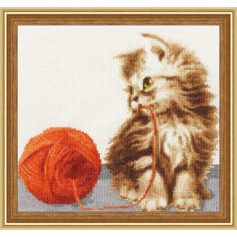 (Discontinued) Cross stitch kit "Kitten with Threads" 21x24 cm S/NL042