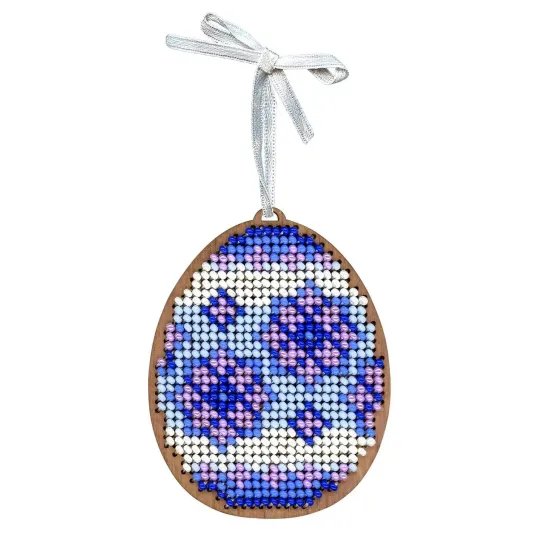 Cross-stich on wooden base"Lilac patterns. Egg" 8*6 cm SO-187