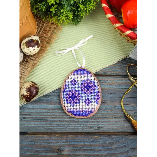 Point de croix sur base en bois "Lilac patterns. Egg" 8*6 cm SO-187