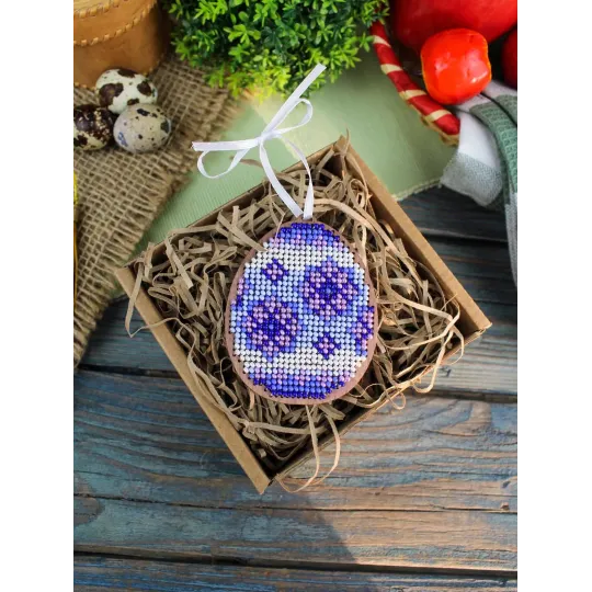 Cross-stich on wooden base"Lilac patterns. Egg" 8*6 cm SO-187