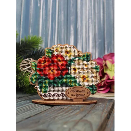 Cross-stich on wooden base"Primroses in a pot" 10*12*5 cm SO-159