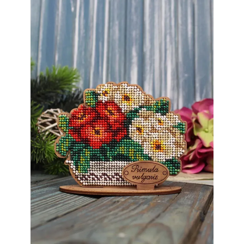 Cross-stich on wooden base"Primroses in a pot" 10*12*5 cm SO-159