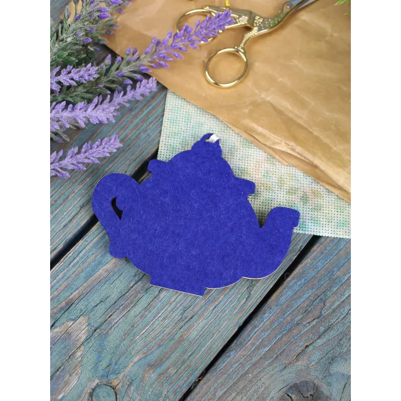 Kreuzstich auf Holzbasis Ein elegantes Teeservice. Teekanne 8*10 cm SO-154