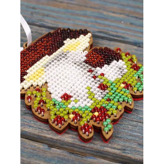 Cross-stich on wooden base "Christmas tree decoration. Porcini mushroom" 8*7 cm SO-149