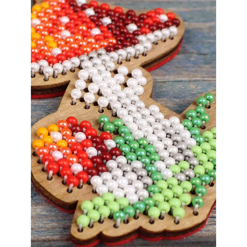 Kreuzstich auf Holzbasis "Weihnachtsbaumschmuck. Fliege agari" 7*5 cm SO-147