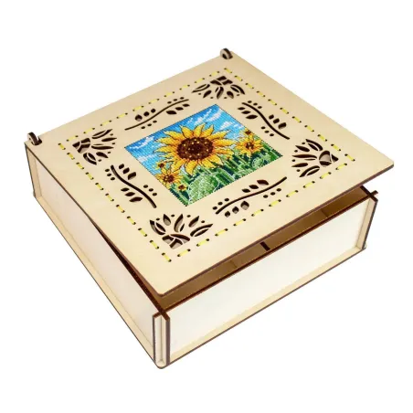 Cross-stich on wooden base"Box. Sunflower" 7*20*20 cm SO-146